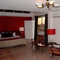 couples hotels with jacuzzi havana Artedel Luxury Penthouse