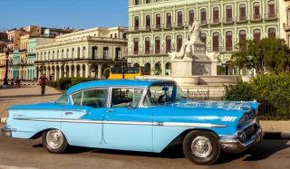 car parks in havana Nostalgicar